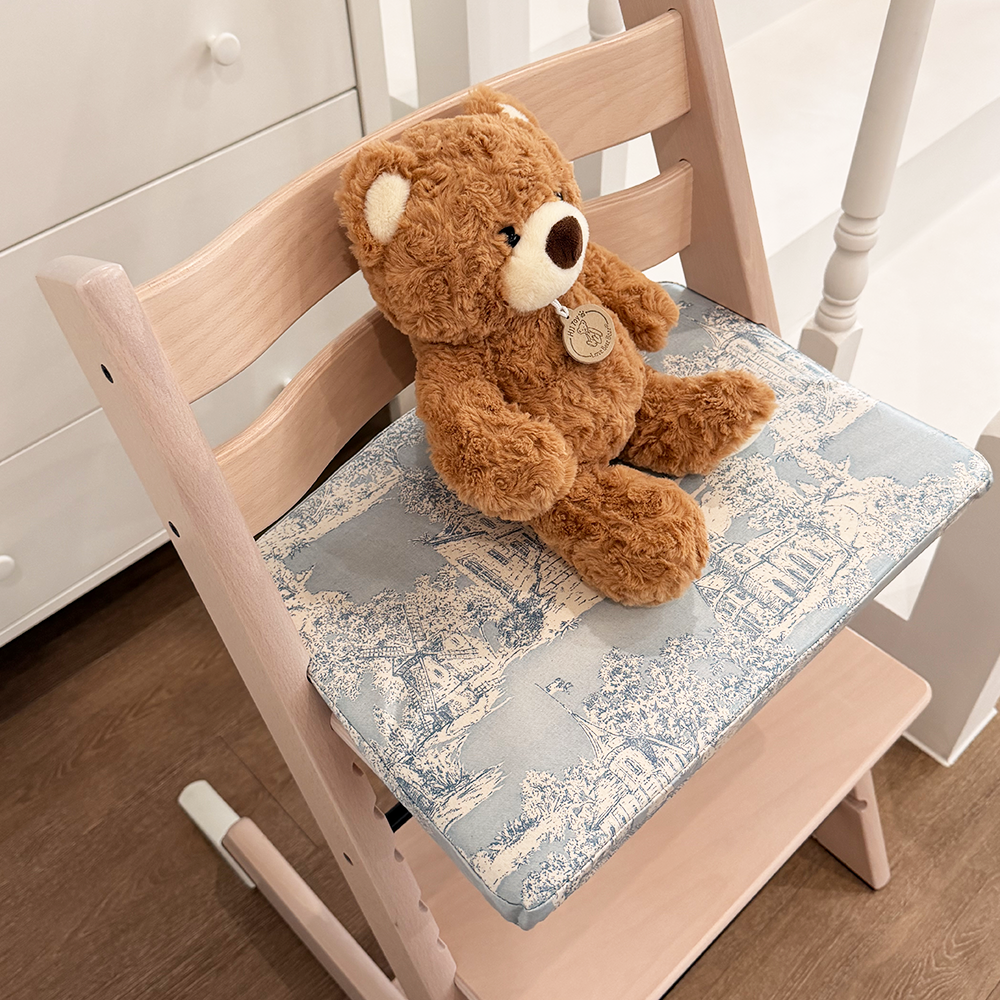 Angelic Waterproof Cushion Cover for Kids by Stokke Tripp Trapp