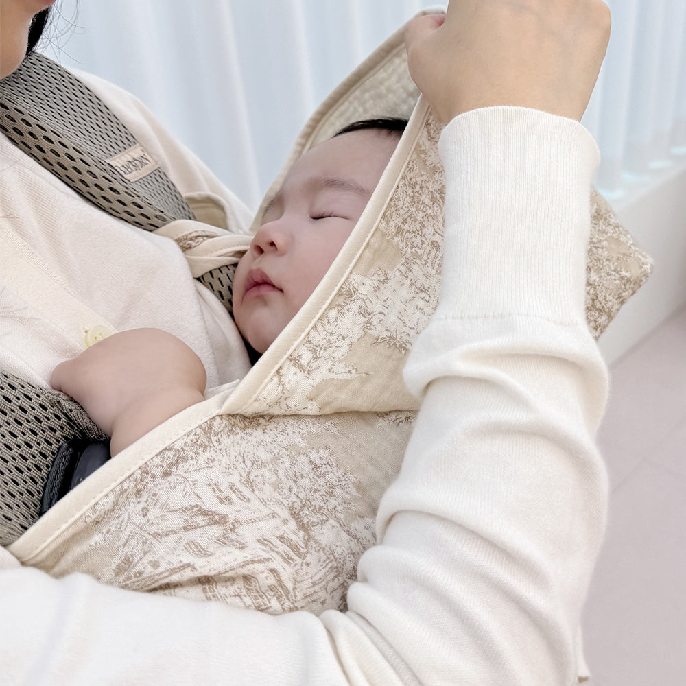 Angelic 3-layered gauze  All-in-One Carrier Warmer