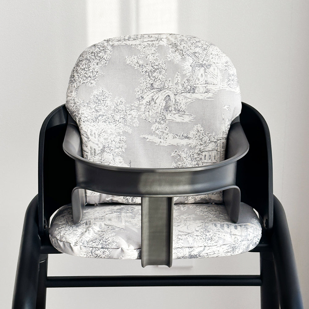 Angelic Waterproof Cushion Cover by Bugaboo Giraffe